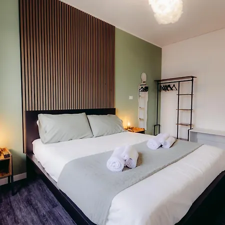 Arcade House Fiera Netflix + Videogame Apartment